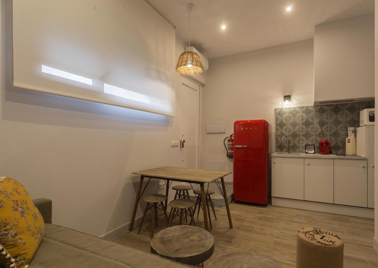 Tria Nomina Apartamentos Turisticos Mérida Dış mekan fotoğraf